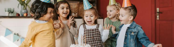 https://topanniversaire.ma CONTACTE NOUS 0617400833🎉Organisation et Animations des événements 🎊🎉 🎁Vous rêvez d’une fête inoubliable 🥁 contactez nous ⭐ les spécialistes des animations 🎊🎉 pour enfants! et adulte, ⭐Nous vous proposons des packs sur-mesure plus des peuplements à votre choix, Nous vous saurons gré a nous adapter a votre exigence et à votre budget.⭐ ⭐🎊🎉Gonflables, Trampolines, Pop-corne, Barbe à papa, ...Décoration ballon, 🎤Sonorisation🎼, Jeux de lumière, ...Clowns, DJ, Maquillage artistique, Magicien🤹‍♀️, Mascottes, Atelier pour enfants, ...🎊🎉Animations, Jeux, danse, Karaoké, 🎁et pleins de surprises ...⭐🎊🎉 🎊🎉Pour plus d’infos Contacter nous au:🎊🎉📞 0617400833 💾 bobaloevent@gmail.com ou par les réseaux sociaux en tapent agence d’animation bobalo event (Facebook-Instagram)#animation #anniversaire #rabat #femme #maman #enfant #jeux #gonflable #trampoline #clown #dj #maquilleuse #atelierenfant #mascotte #magicien #maroc #salé #enfants #popcorn #barbapapa #agence_animation #organisationmaison #rabatagdal #karaoke